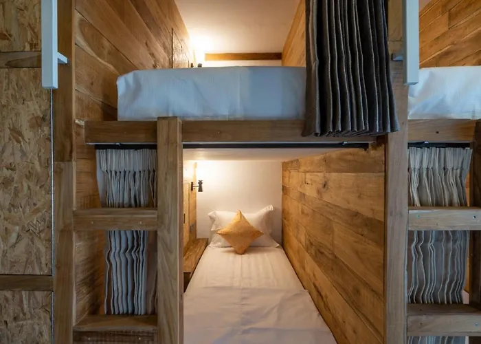 Good Cheer Hostel Nusa Lembongan (Bali)